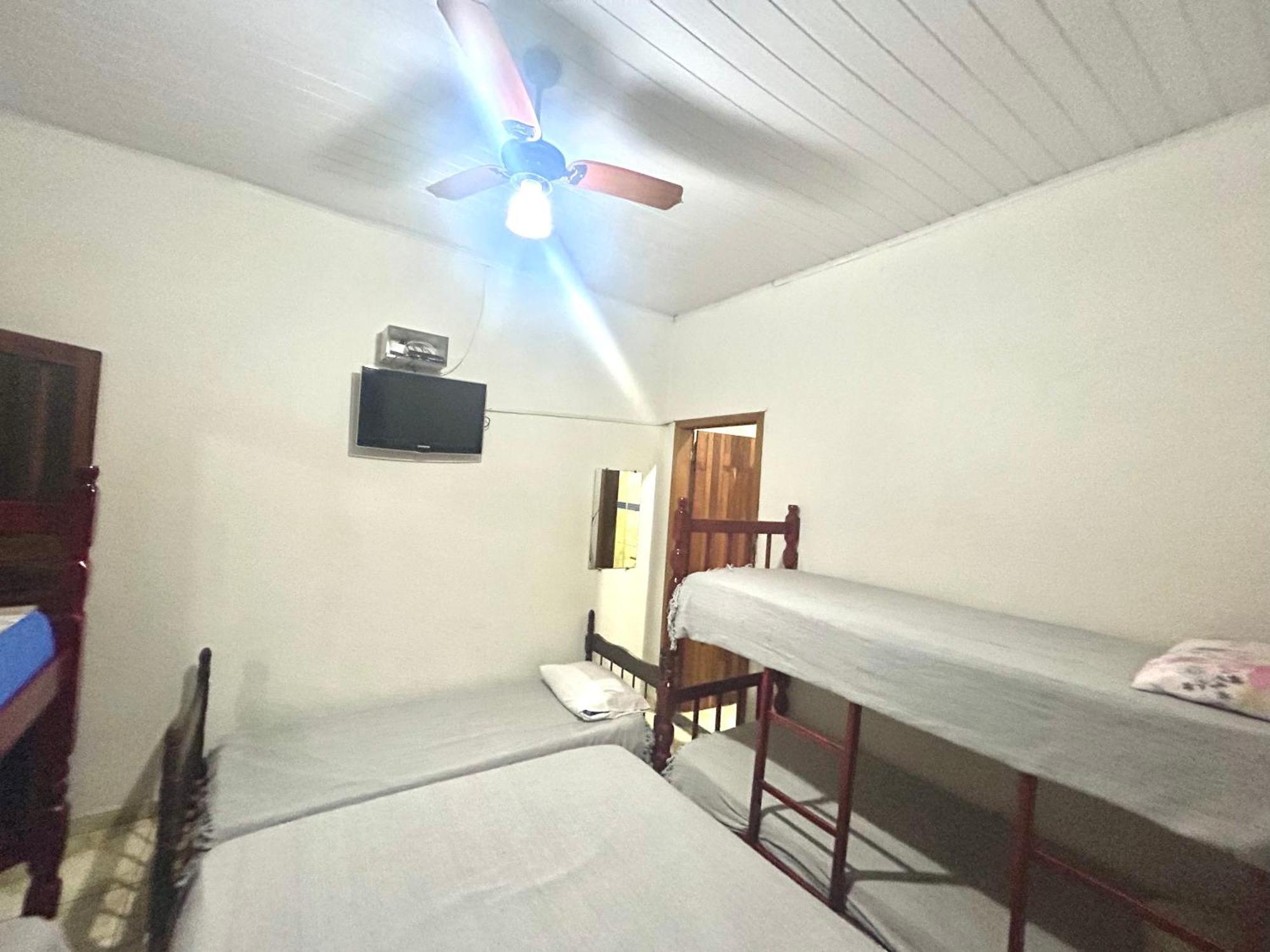 فيلا Sobrado E Casa Em أوباتوبا المظهر الخارجي الصورة